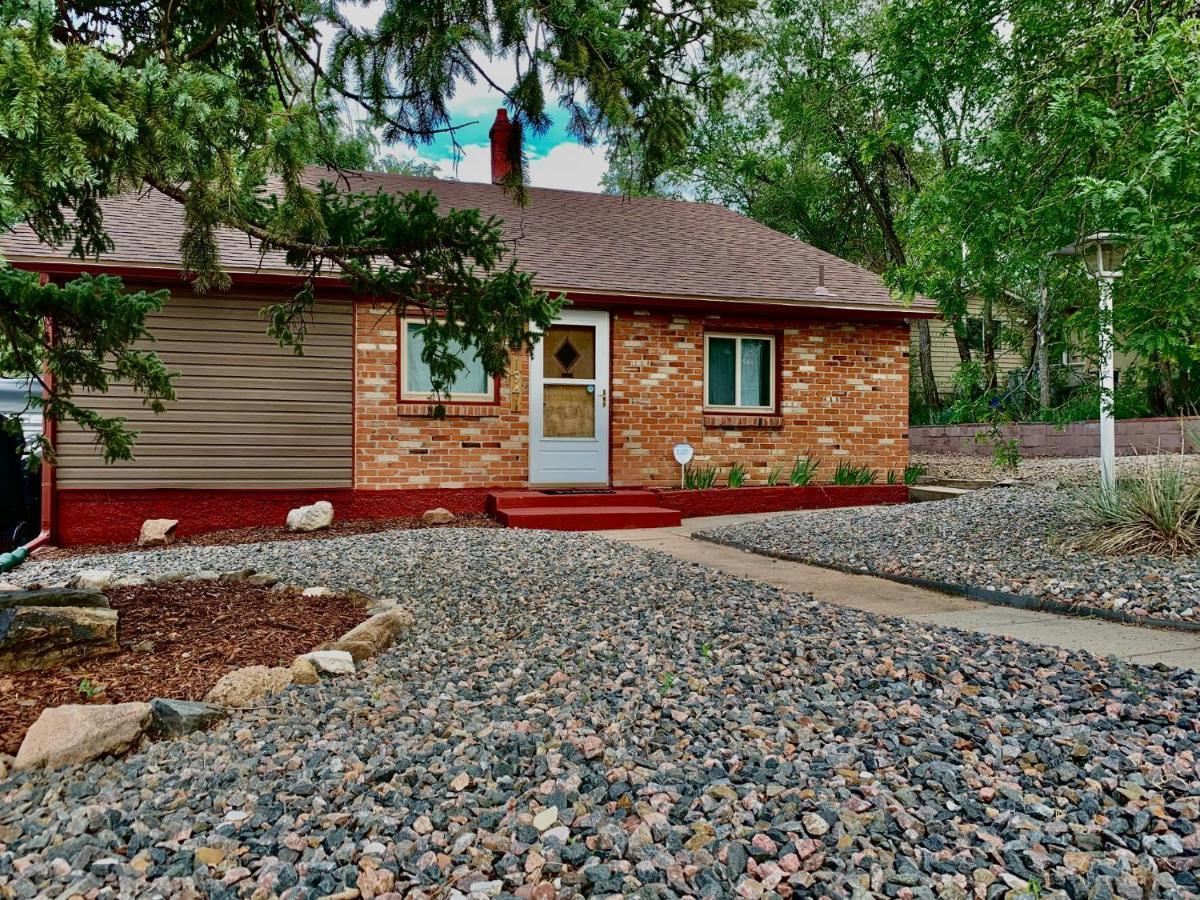 Newly Renovated Cozy Home Minutes From Broadmoor And Downtown 科罗拉多斯普林斯 外观 照片